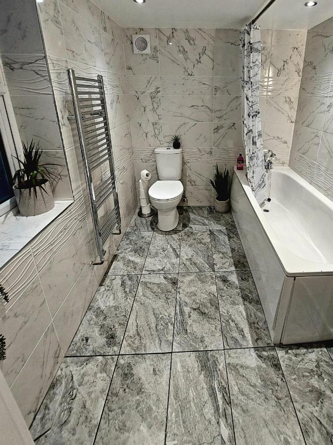 Leilighet Elegant And Two Bedrooms House *