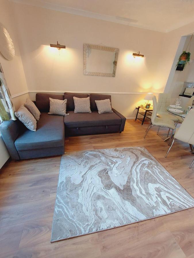 Leilighet Elegant And Two Bedrooms House