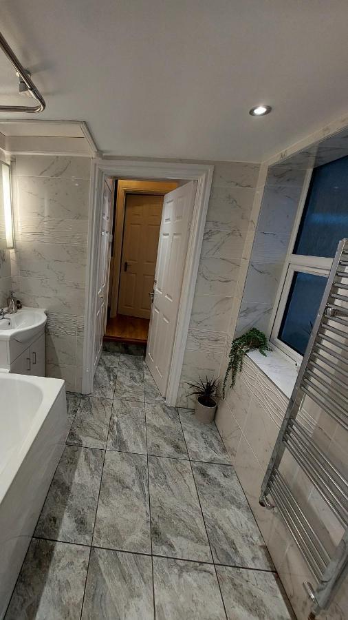 Apartamento Elegant And Two Bedrooms House *